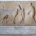 Lapidario. Rilievo funerario greco